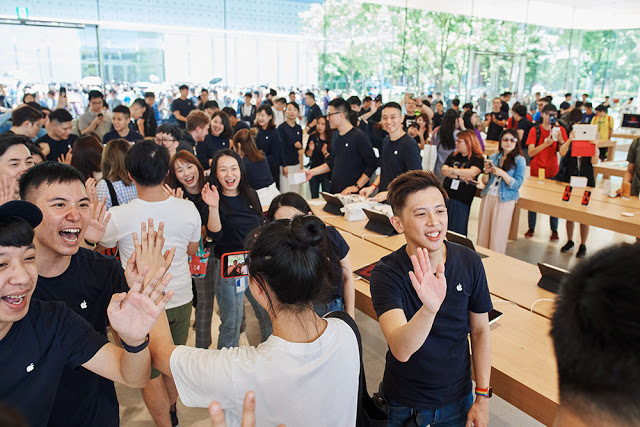 蘋果分享 Apple 台灣信義 A13 店開幕照片 | Apple News, Apple Store, Apple 信義 A13 | iPhone News 愛瘋了