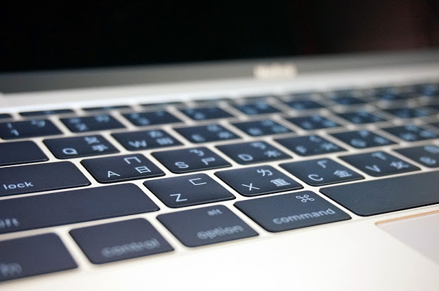 全新 12 吋 MacBook 台灣叛逆開箱 | Force Touch, Taptic Engine, 全新MacBook, 周邊產品, 觀點分享 | iPhone News 愛瘋了