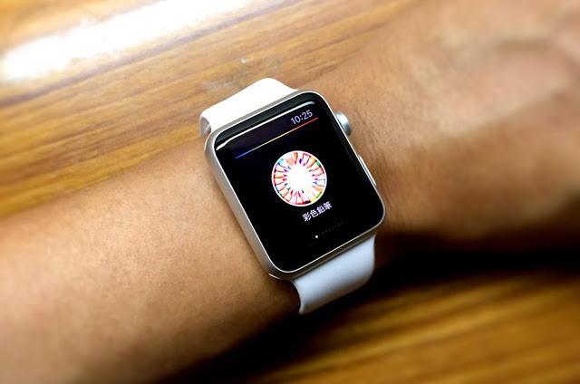 飛利浦hue智慧燈泡: Apple Watch神奇變出繽紛居家氣氛 | Apple Watch, hue, Philips hue, 智慧照明, 智慧燈泡, 飛利浦hue | iPhone News 愛瘋了