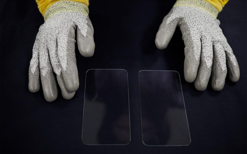 蘋果再向康寧投資 4,500 萬！備戰 iPhone 13 超瓷晶盾螢幕