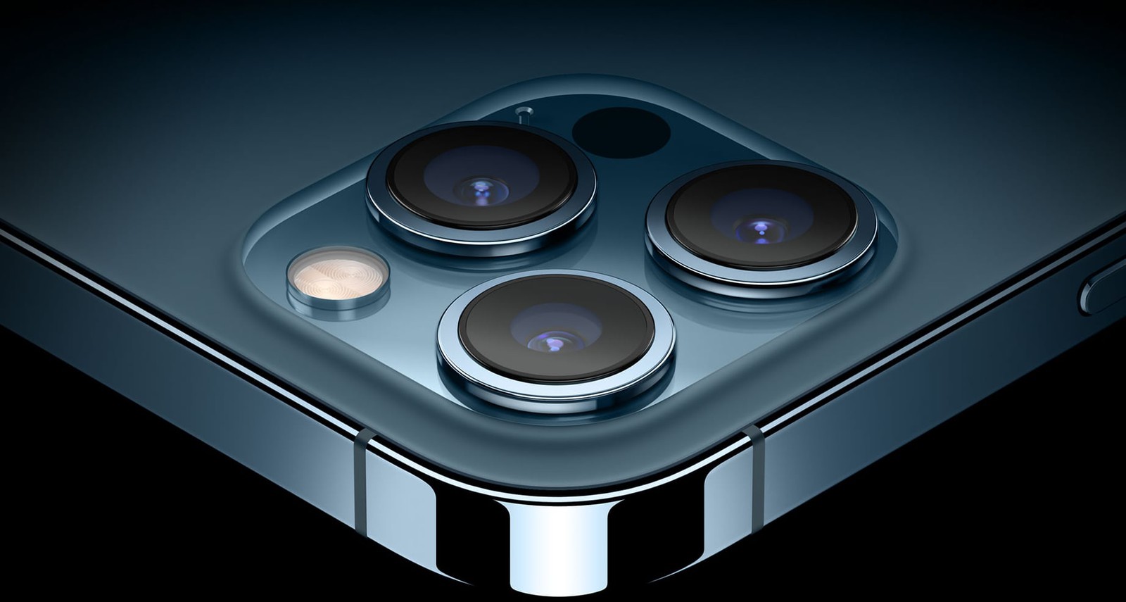 iPhone 13 Pro 超廣角相機支援 AF 自動對焦：更清晰、更銳利