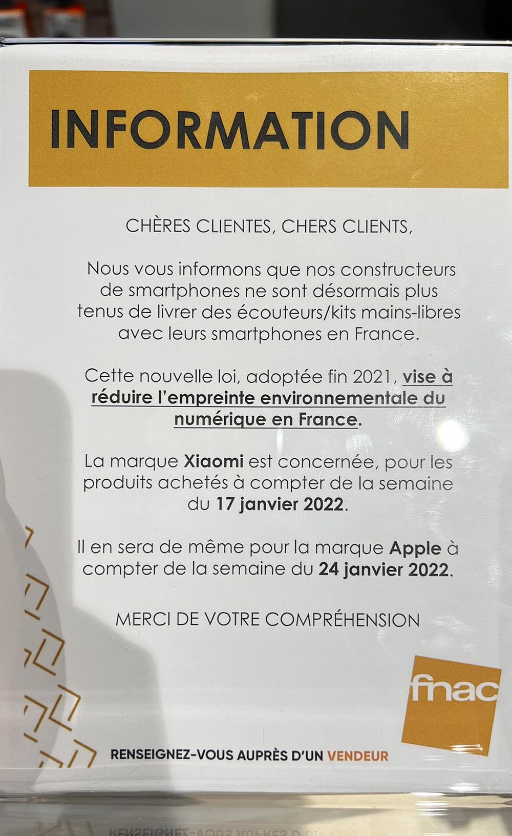 法國版 iPhone 福利沒了！將不再附送 EarPods 耳機