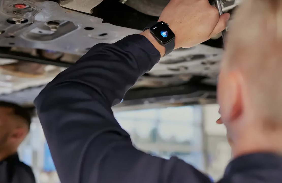 Volvo 為工程師標配 Apple Watch，進化汽車維修方式