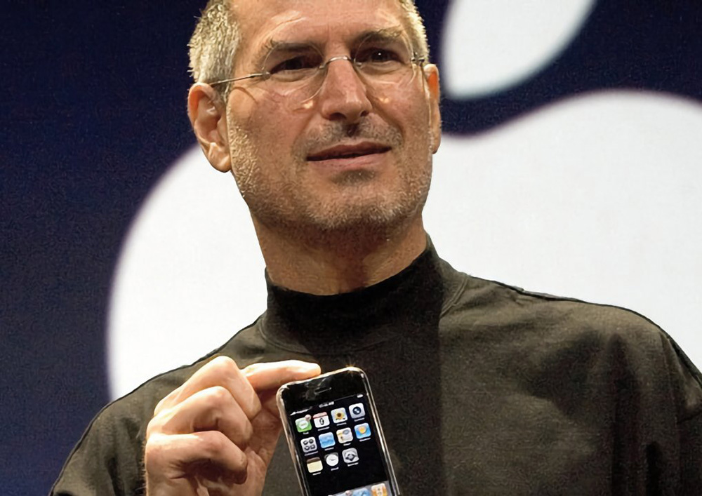 16年前的今天，賈伯斯推出全世界第一支智慧手機iPhone