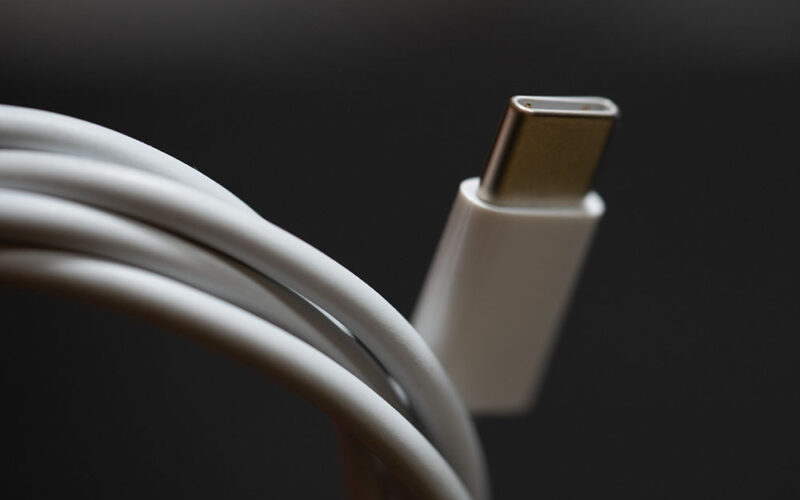 歐盟規定：iPhone不可對USB-C加密限制充電速度