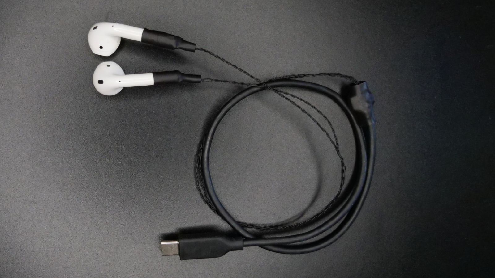 工程師成功為AirPods帶來線纜和USB-C接頭 | Apple News | iPhone News 愛瘋了