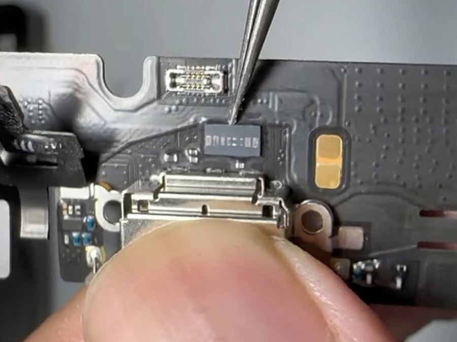 iPhone 15 的 USB-C 控制器未加密？不需要MFi認證線