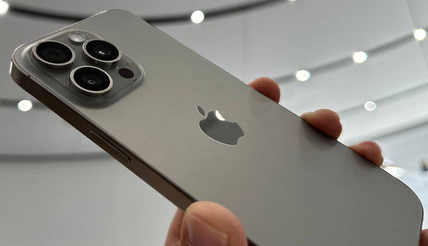鈦金屬 iPhone 15 Pro 實機欣賞！這樣鈦危險