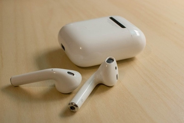 apple vintage products iphone x airpods 3