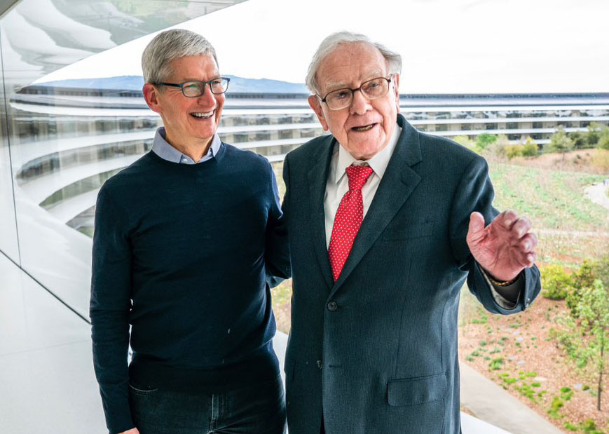 buffett praises tim cook apple stock