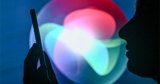 apple siri google cloud ai strategy