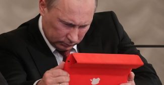 russia blocks app store payments apple pressure